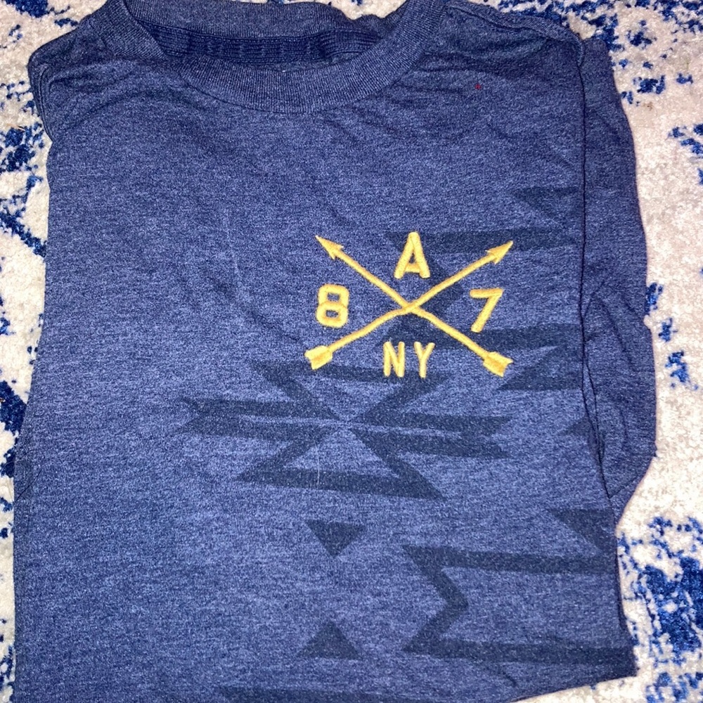 Aeropostale 87 brand shirt